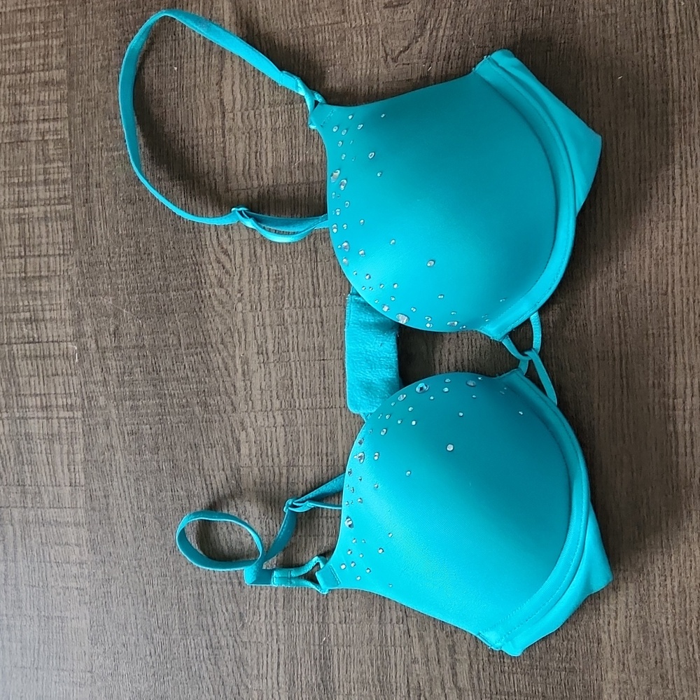 Victoria's Secret Miraculous Plunge Blue Bra Size 32A